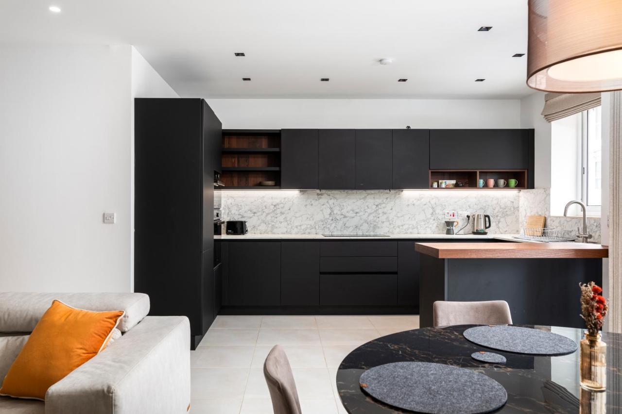 Modern 3Br Stylish Apartment With Large Balcony - Close To St Julians And St Georges Bay Is-Swieqi エクステリア 写真