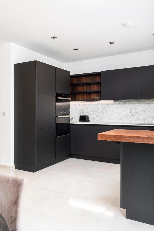 Modern 3Br Stylish Apartment With Large Balcony - Close To St Julians And St Georges Bay Is-Swieqi エクステリア 写真